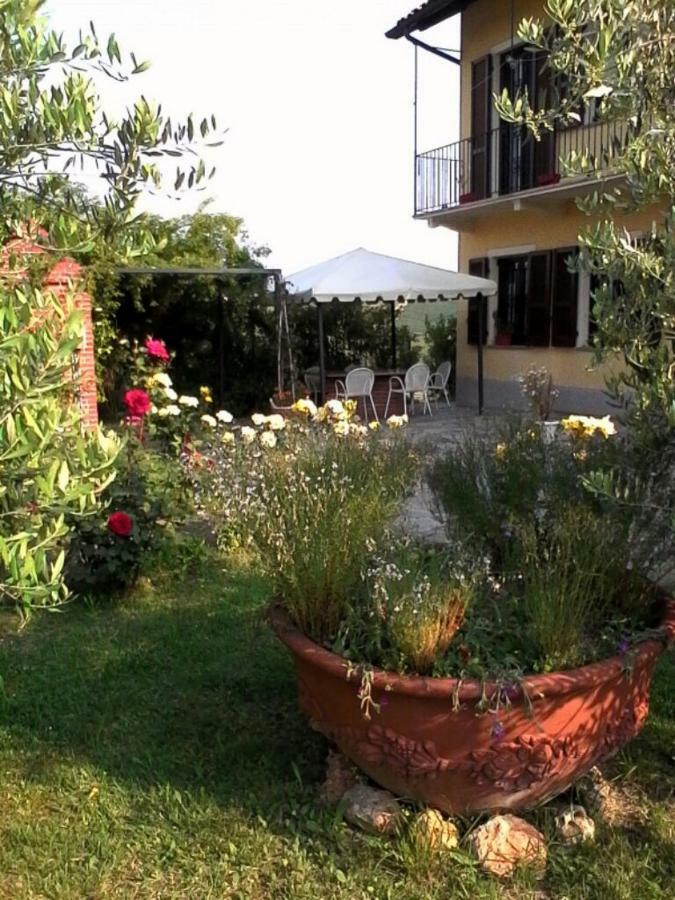 La Casa Dei Masue' ξενώνας Άλμπα Εξωτερικό φωτογραφία